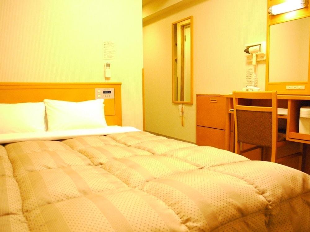 Hotel Route-Inn Toyokawa Inter Экстерьер фото