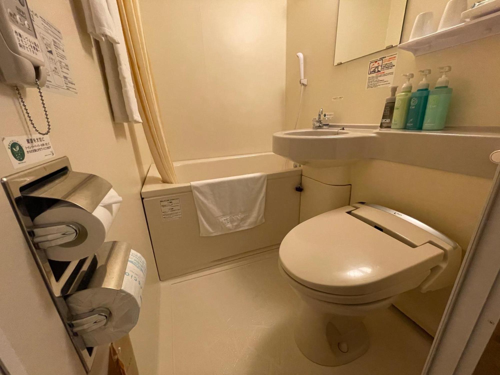 Hotel Route-Inn Toyokawa Inter Экстерьер фото