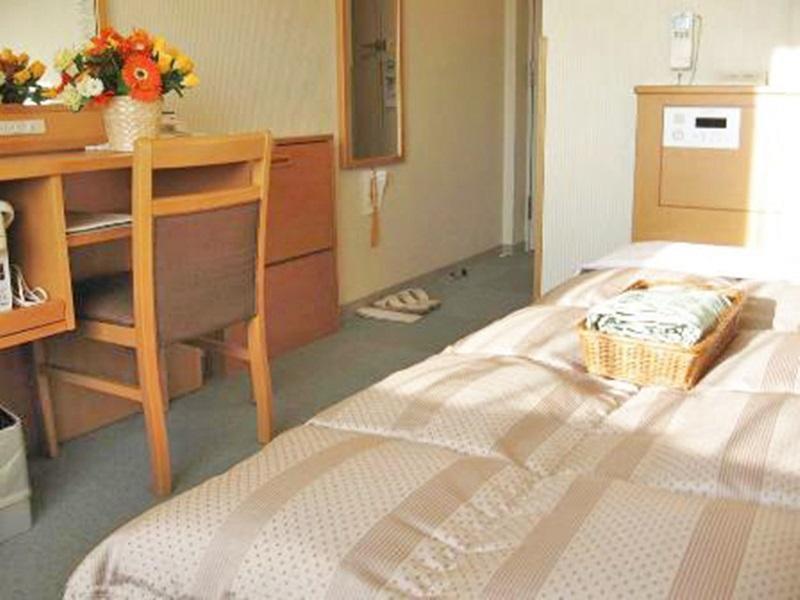 Hotel Route-Inn Toyokawa Inter Экстерьер фото